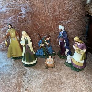 Six piece lot of Thomas Kincaid nativity figurines
